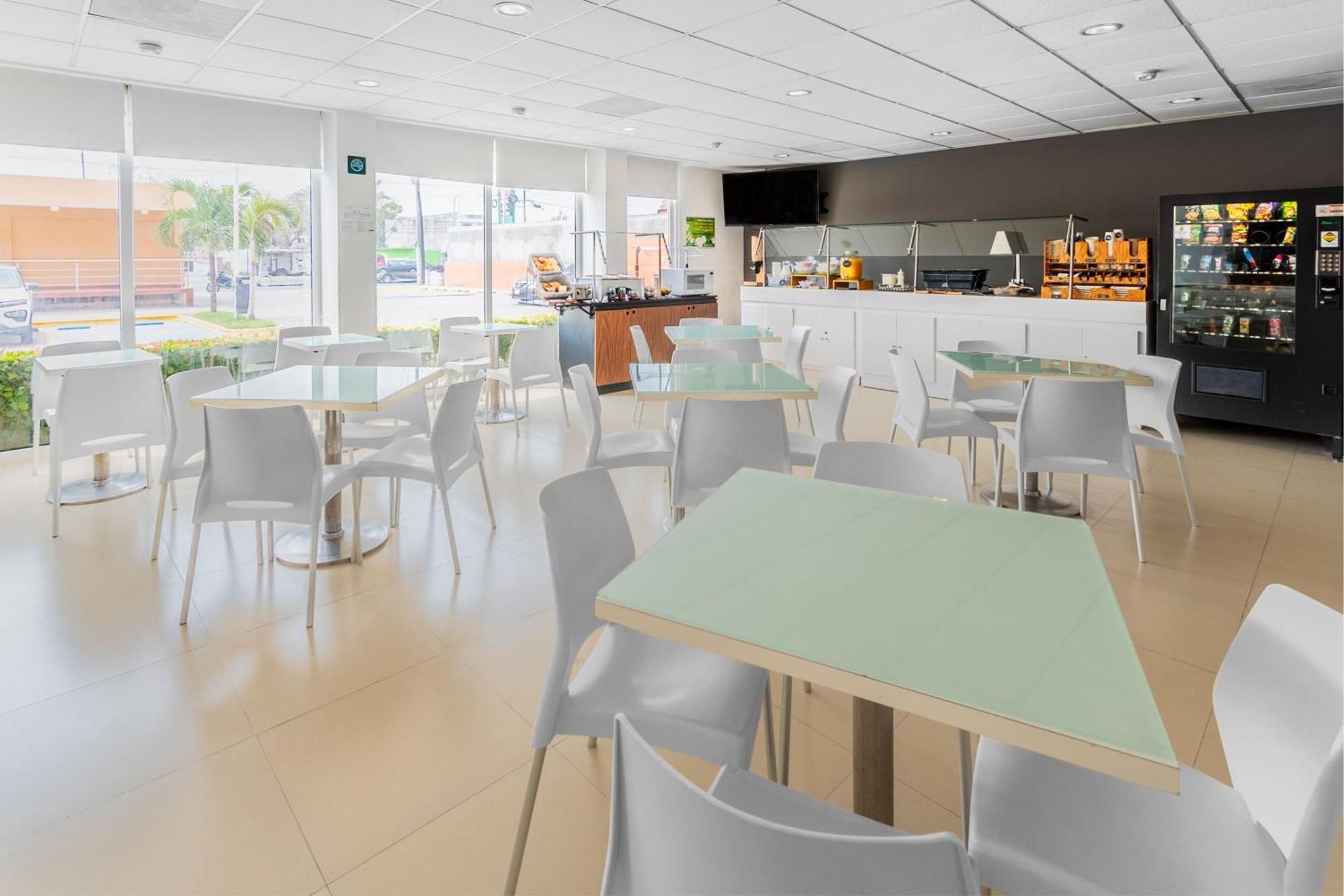 City Express Junior By Marriott Veracruz Aeropuerto Екстериор снимка